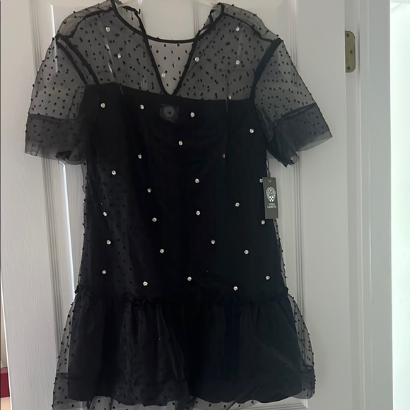 Vince Camuto Dresses & Skirts - Vince Camuto Black Dress with Pearl Accents